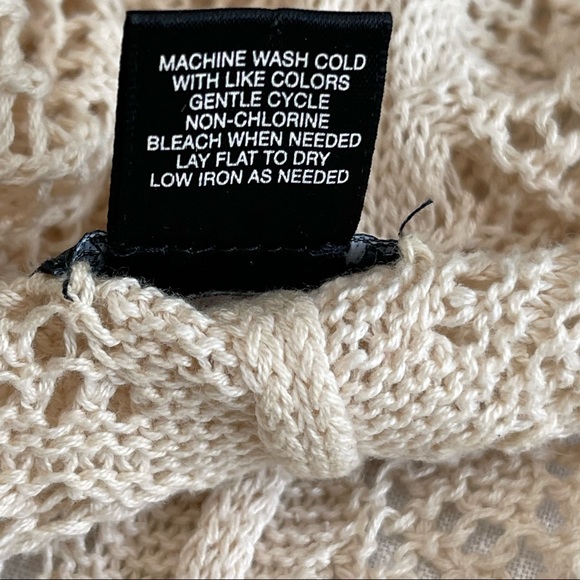 🌟Sold WET SEAL Bundle Crochet open loose knit shrug + suede like halterBOHO top - Picture 10 of 11